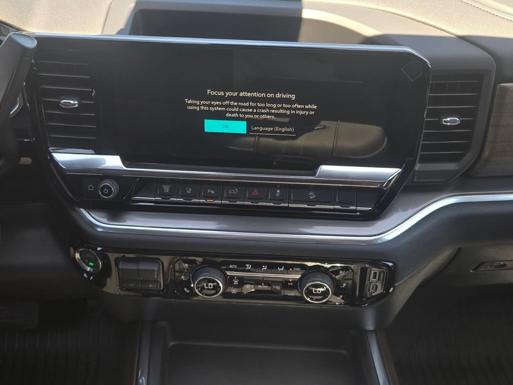 New 2026 Chevrolet Silverado 2500 High Country w/ Midnight Edition AWD/4WD image 10
