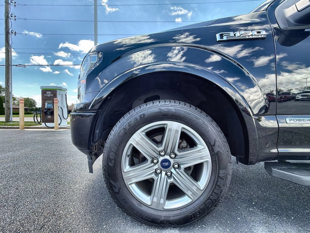 Used 2018 Ford F150 Lariat w/ Equipment Group 502A Luxury AWD/4WD image 17
