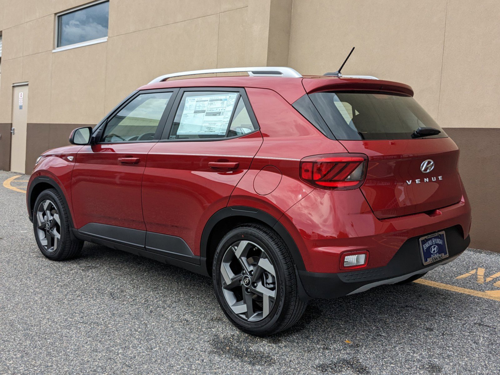 New 2025 Hyundai Venue SEL image 7