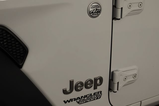Used 2018 Jeep Wrangler Unlimited Sport S AWD/4WD image 33