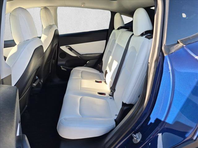Used 2021 Tesla Model Y Long Range AWD/4WD image 12