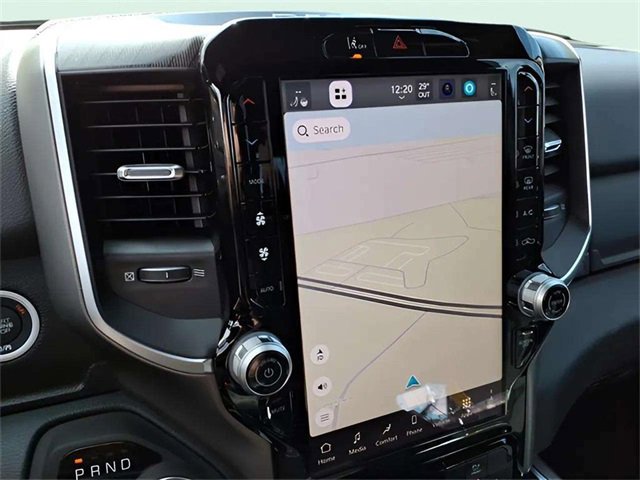 New 2026 RAM 1500 4x4 Crew Cab image 17
