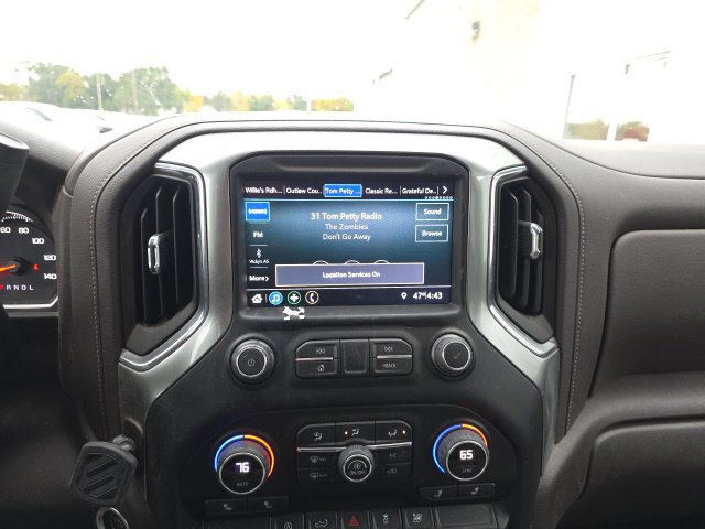 Used 2022 Chevrolet Silverado 1500 LT w/ Bed Protection Package AWD/4WD image 14