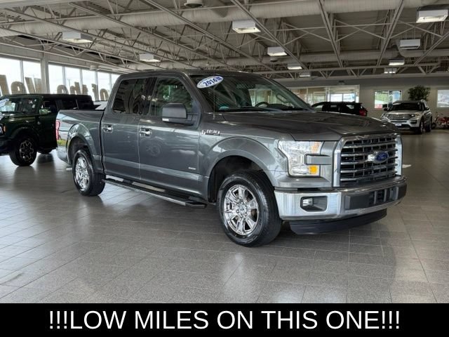 Used 2016 Ford F150 XLT w/ Equipment Group 301A Mid RWD image 2