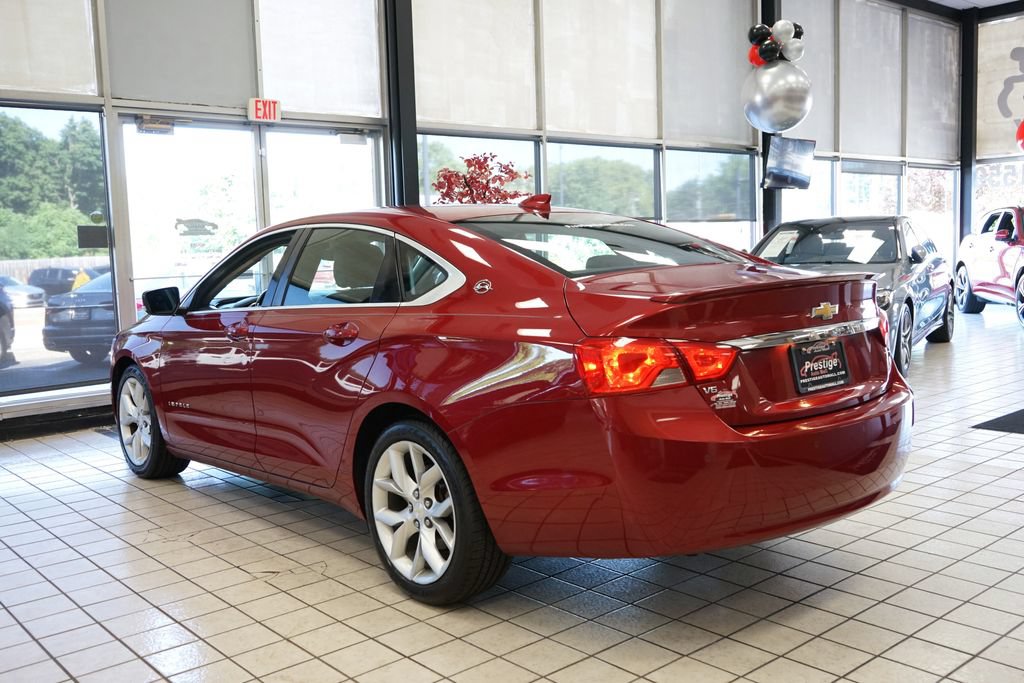Used 2015 Chevrolet Impala LT FWD image 4