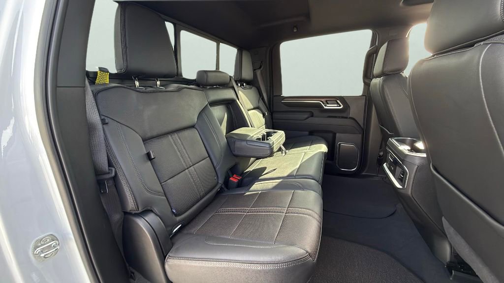 Certified 2024 Chevrolet Silverado 2500 High Country w/ High Country Premium Package image 30