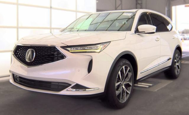 Used 2024 Acura MDX w/ Technology Package FWD image 4