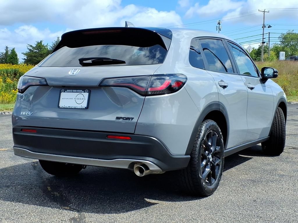 Used 2024 Honda HR-V Sport image 3
