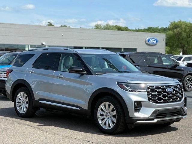 Used 2025 Ford Explorer Platinum w/ LUX Leather Package AWD/4WD image 41
