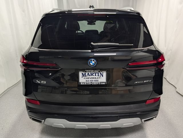 Used 2026 BMW X5 xDrive50e w/ Climate Comfort Package AWD/4WD image 4