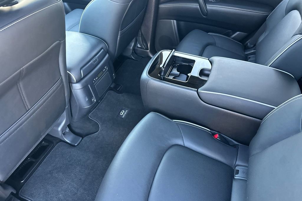 Certified 2024 INFINITI QX80 Premium Select w/ Cargo Package image 11