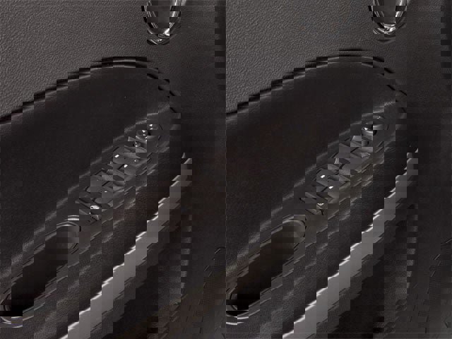 Used 2010 Chevrolet HHR LT FWD image 18