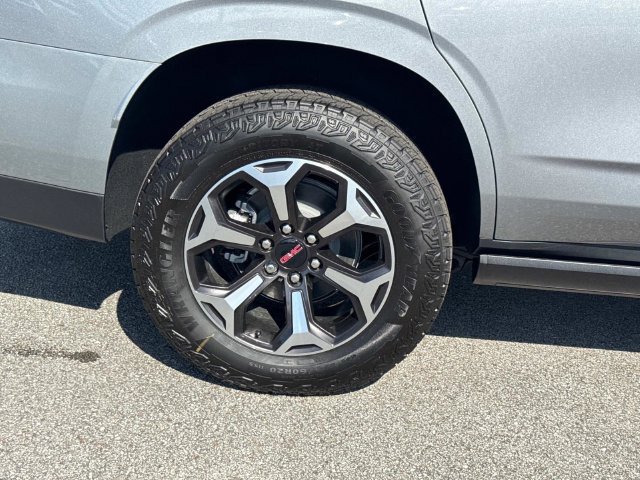 New 2026 GMC Yukon AT4 Ultimate AWD/4WD image 11