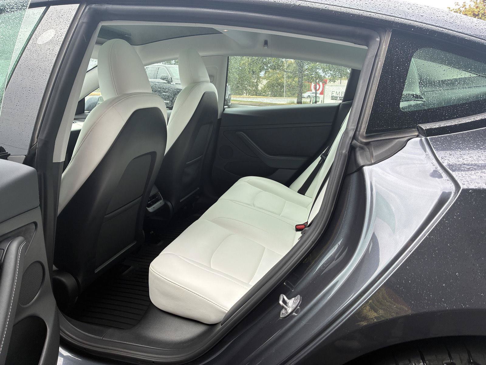 Used 2023 Tesla Model 3 Standard Range RWD image 16