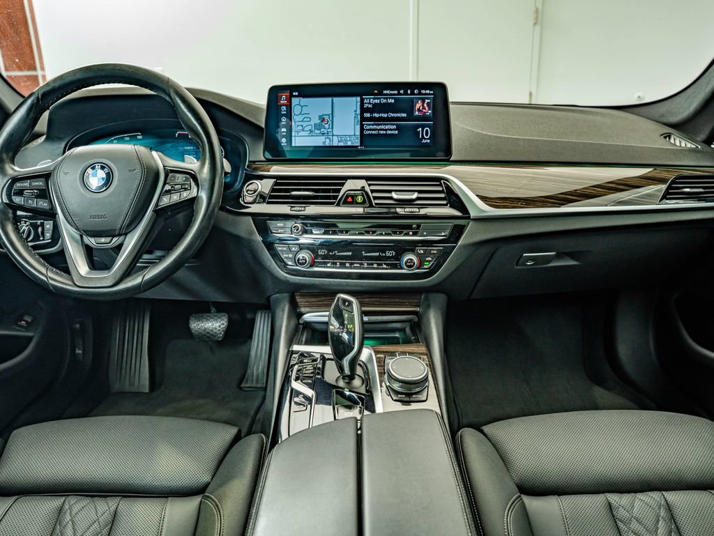 Used 2021 BMW 530i xDrive w/ Convenience Package AWD/4WD image 32