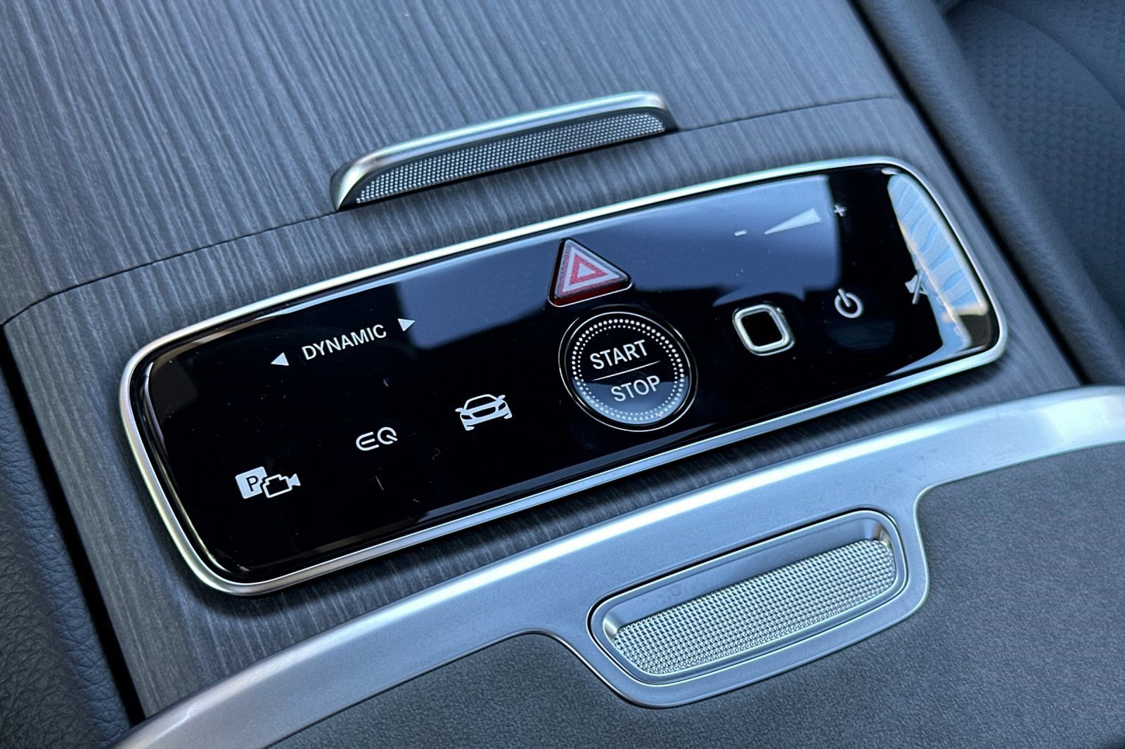 New 2026 Mercedes-Benz EQS 400 4MATIC SUV image 29