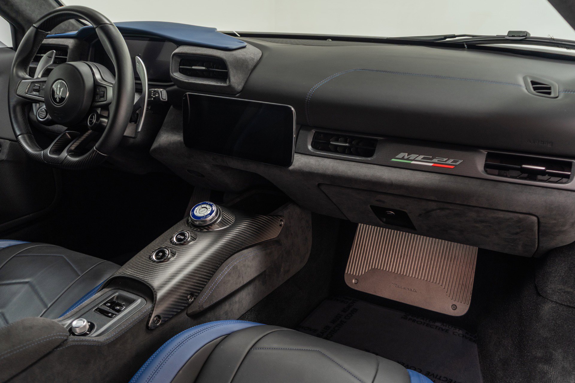 Used 2022 Maserati MC20 Coupe image 14