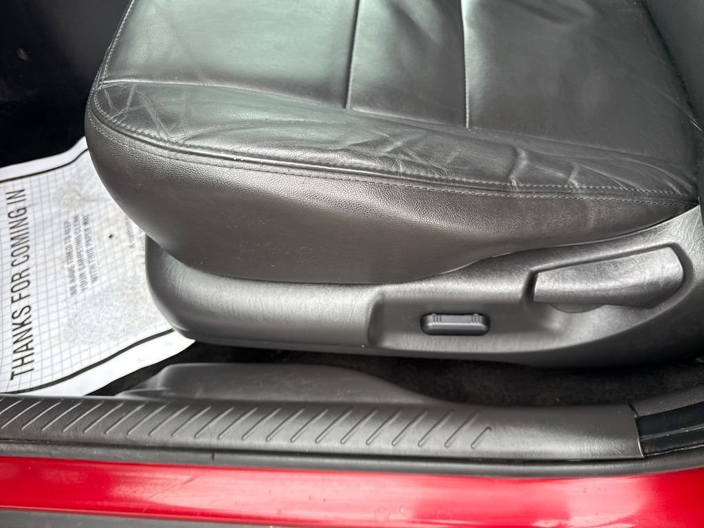 Used 2011 Ford Escape Limited w/ 302A Rapid Spec Order Code image 29