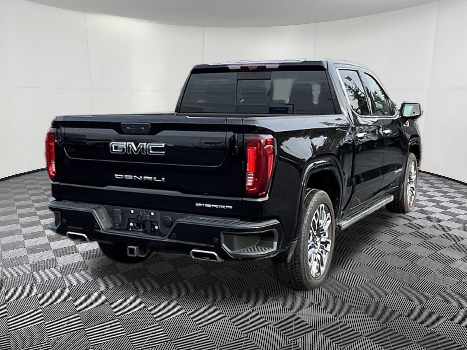 Used 2023 GMC Sierra 1500 Denali Ultimate image 6