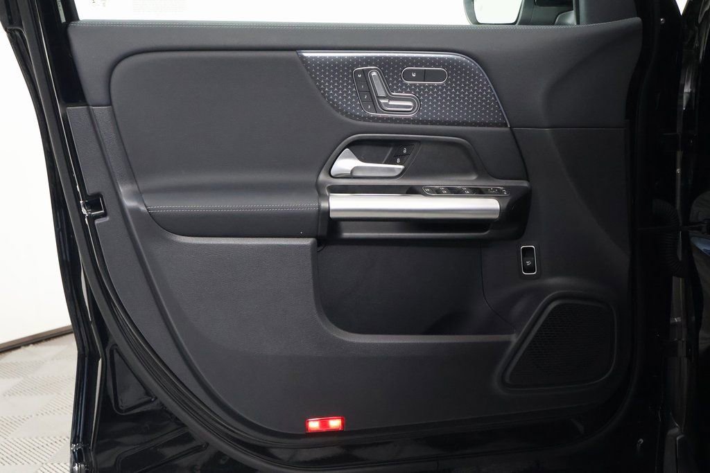 Certified 2026 Mercedes-Benz GLA 250 4MATIC image 12