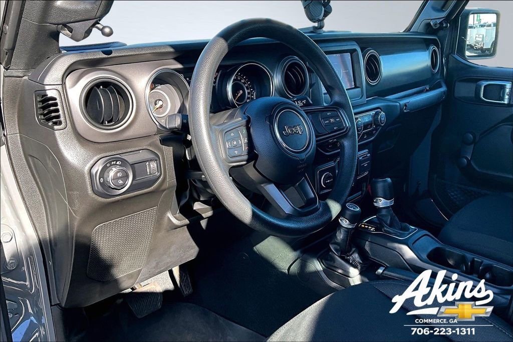 Used 2023 Jeep Gladiator Sport image 13