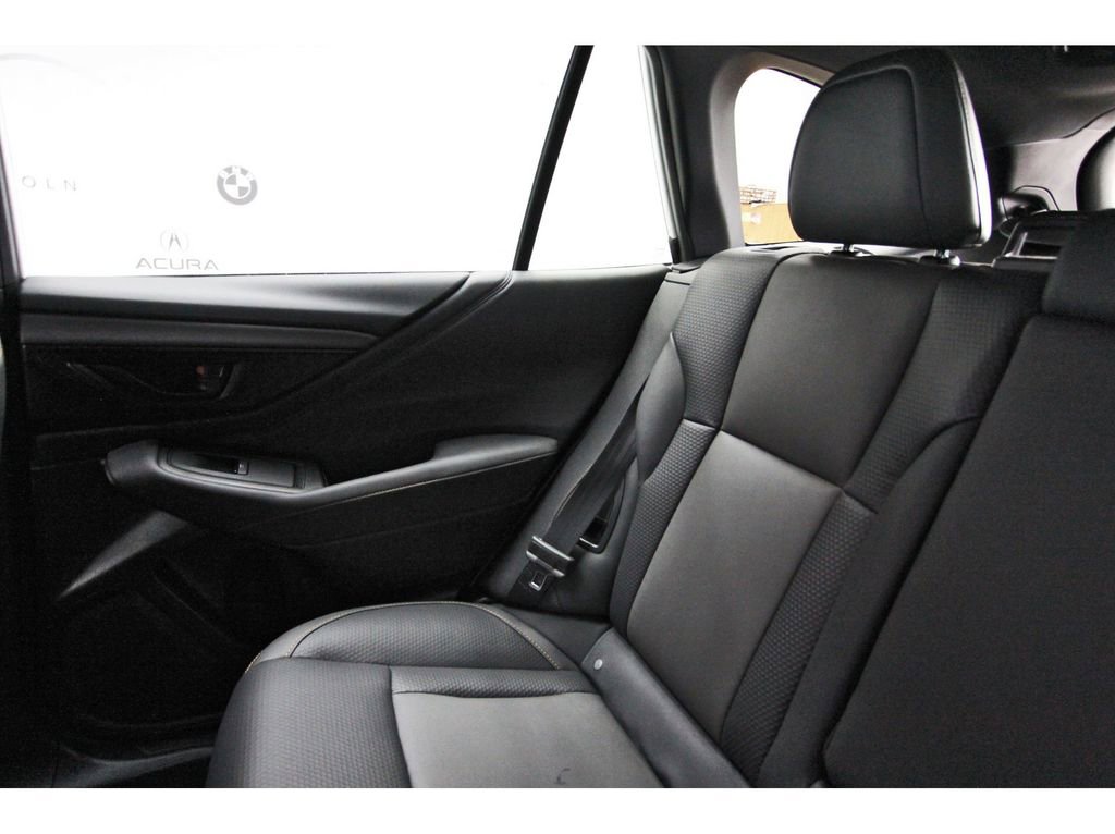 Used 2025 Subaru Outback Wilderness image 9