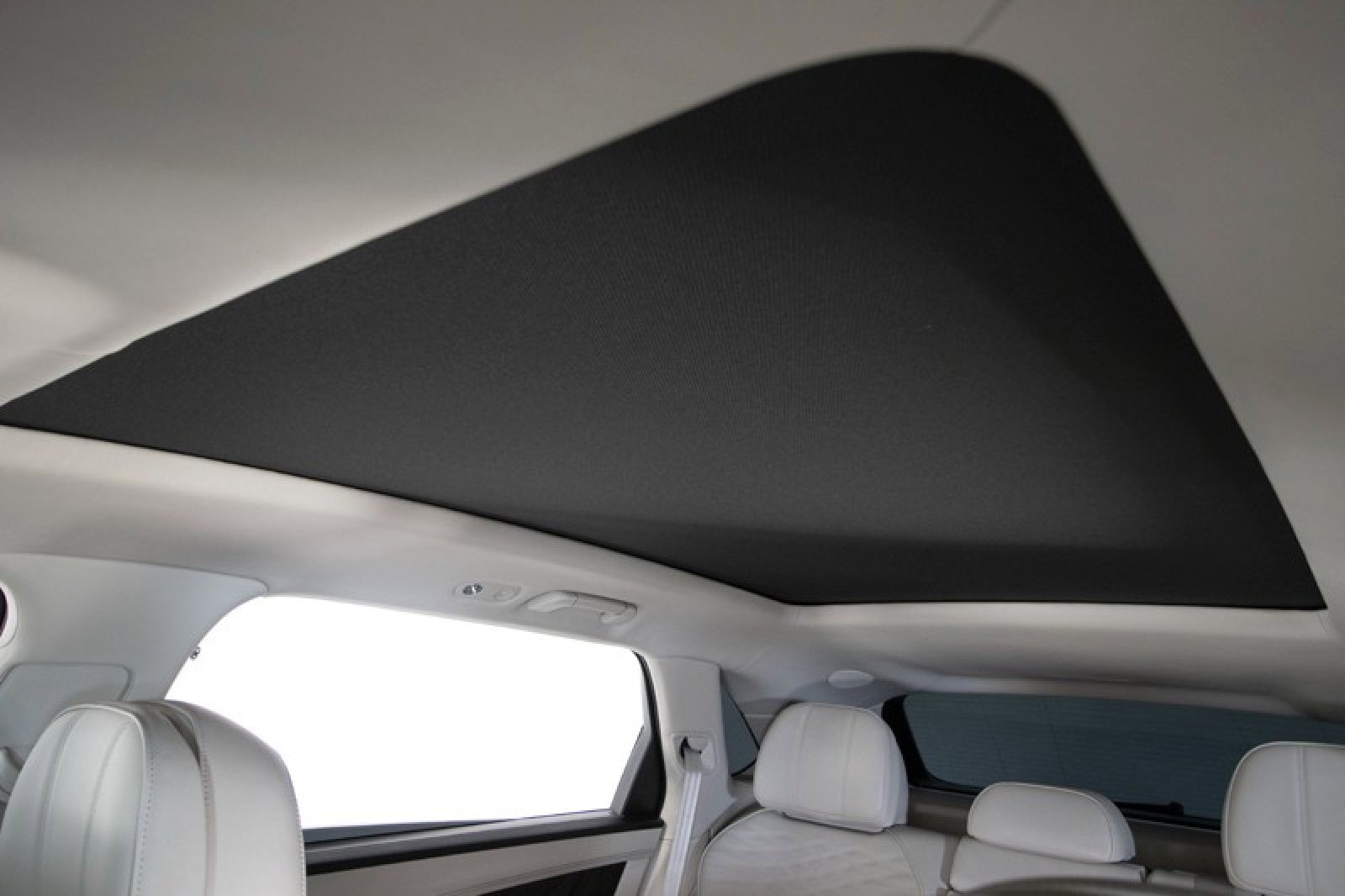 Used 2023 Bentley Bentayga Extended Wheelbase image 39