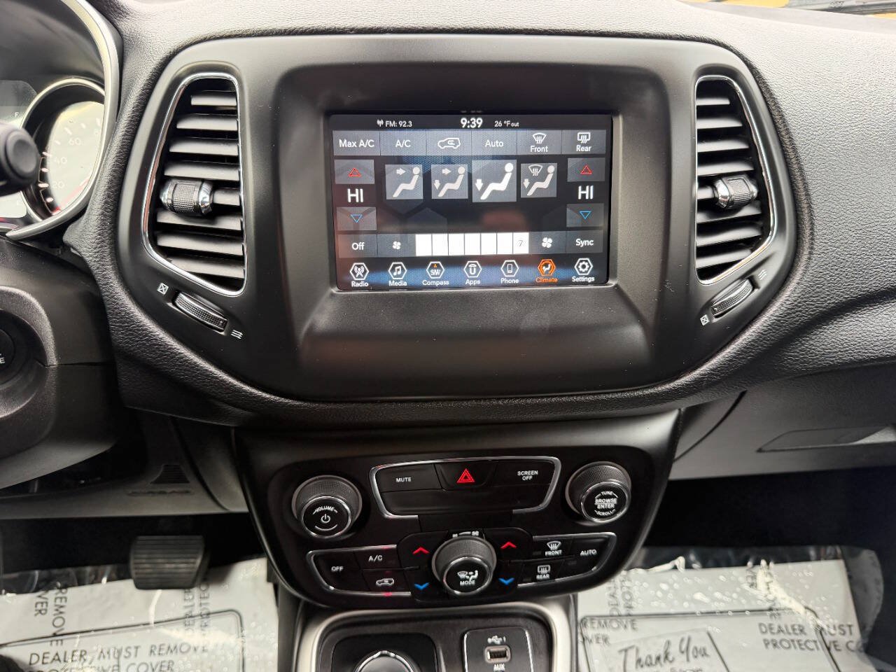 Used 2019 Jeep Compass Latitude AWD/4WD image 40