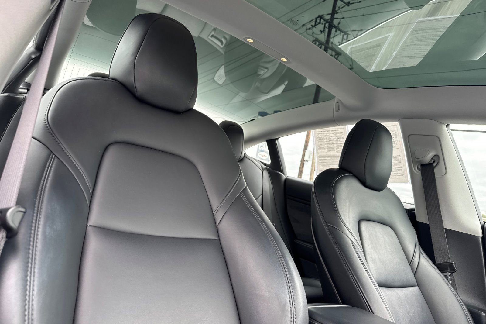 Used 2018 Tesla Model 3 Long Range RWD image 17