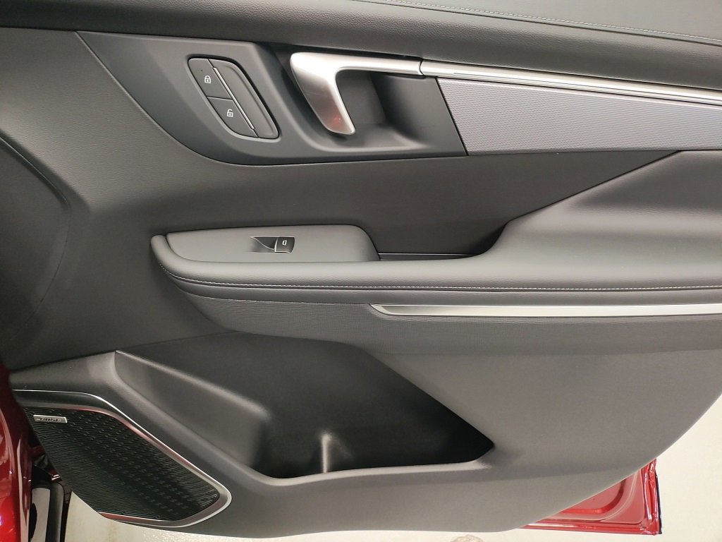 New 2026 Buick Enclave Sport Touring w/ Power Package image 9