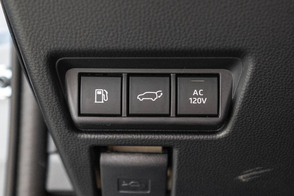 New 2026 Toyota Prius Plug-In Hybrid FWD image 24