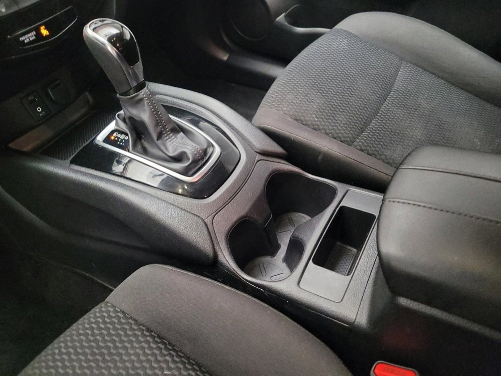 Used 2018 Nissan Rogue Sport S w/ S Appearance Package image 26