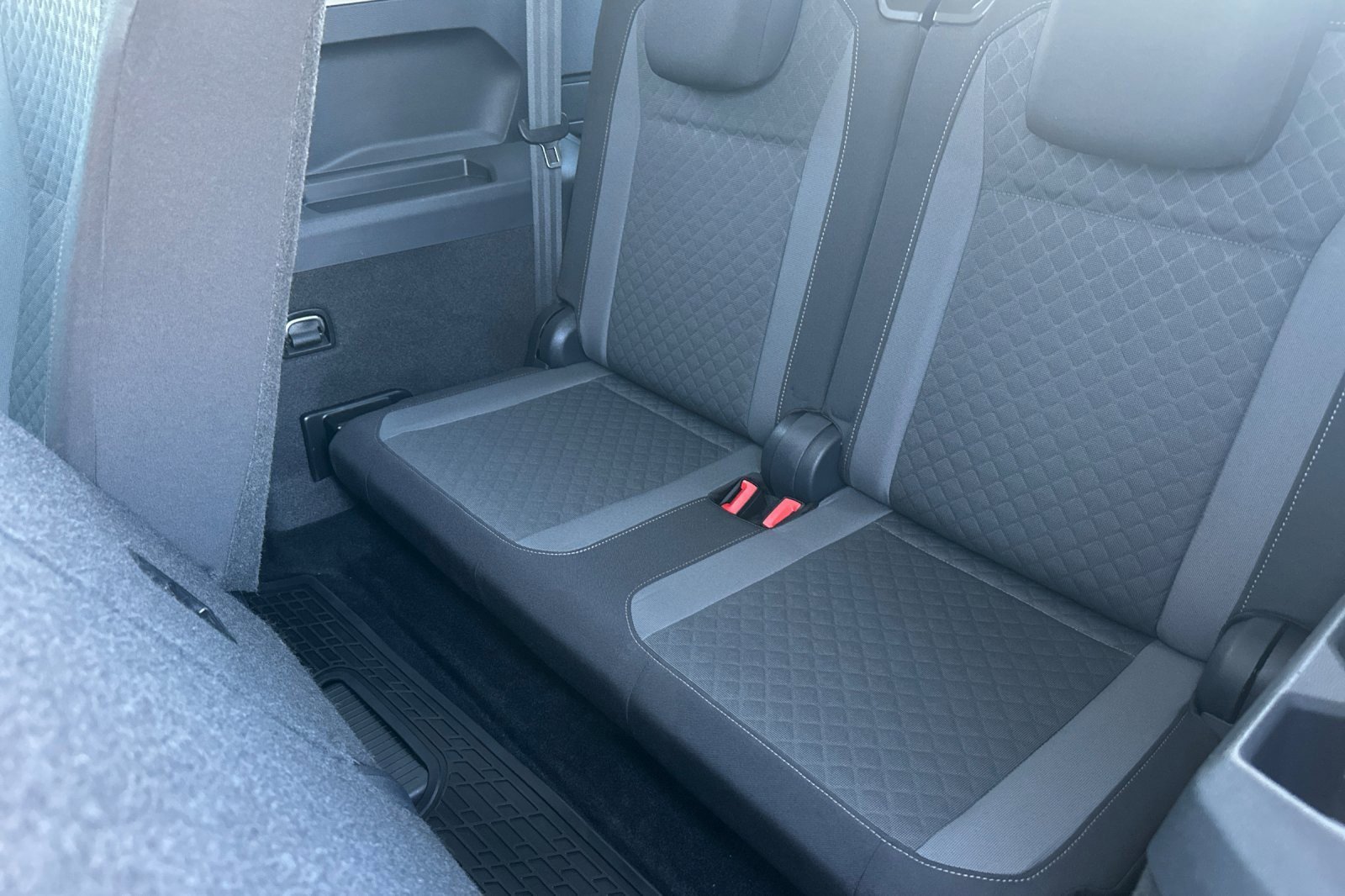 Used 2019 Volkswagen Tiguan S w/ Driver Assistance Package image 14