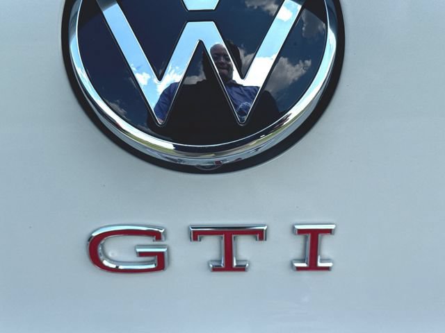 Certified 2024 Volkswagen GTI Autobahn FWD image 33