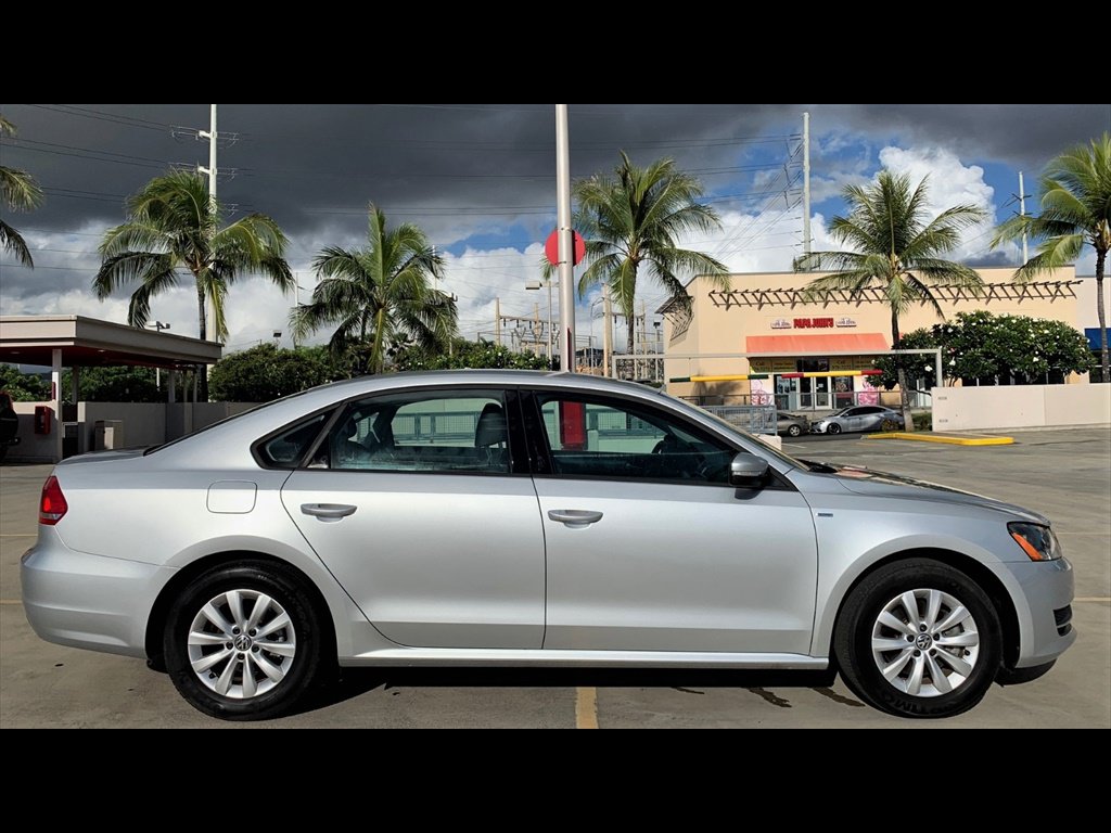 Used 2014 Volkswagen Passat 1.8T Wolfsburg Edition FWD image 4