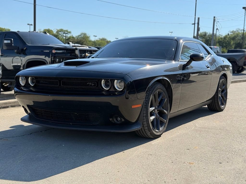 Used 2022 Dodge Challenger R/T w/ Blacktop Package RWD image 25