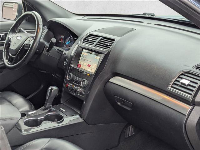 Used 2019 Ford Explorer XLT w/ Equipment Group 202A image 25