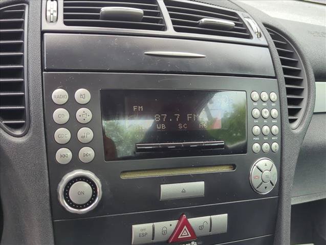 Used 2005 Mercedes-Benz SLK 350 image 21
