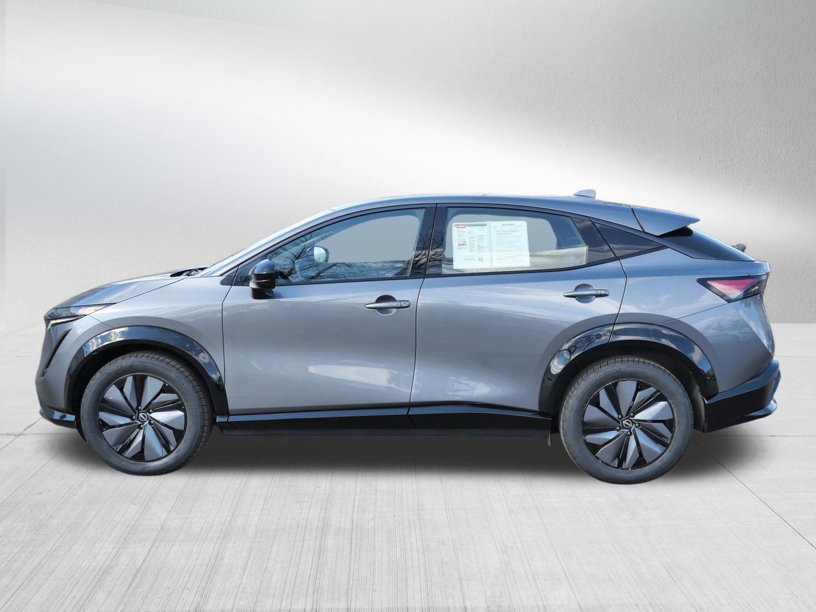 Used 2023 Nissan Ariya AWD image 4