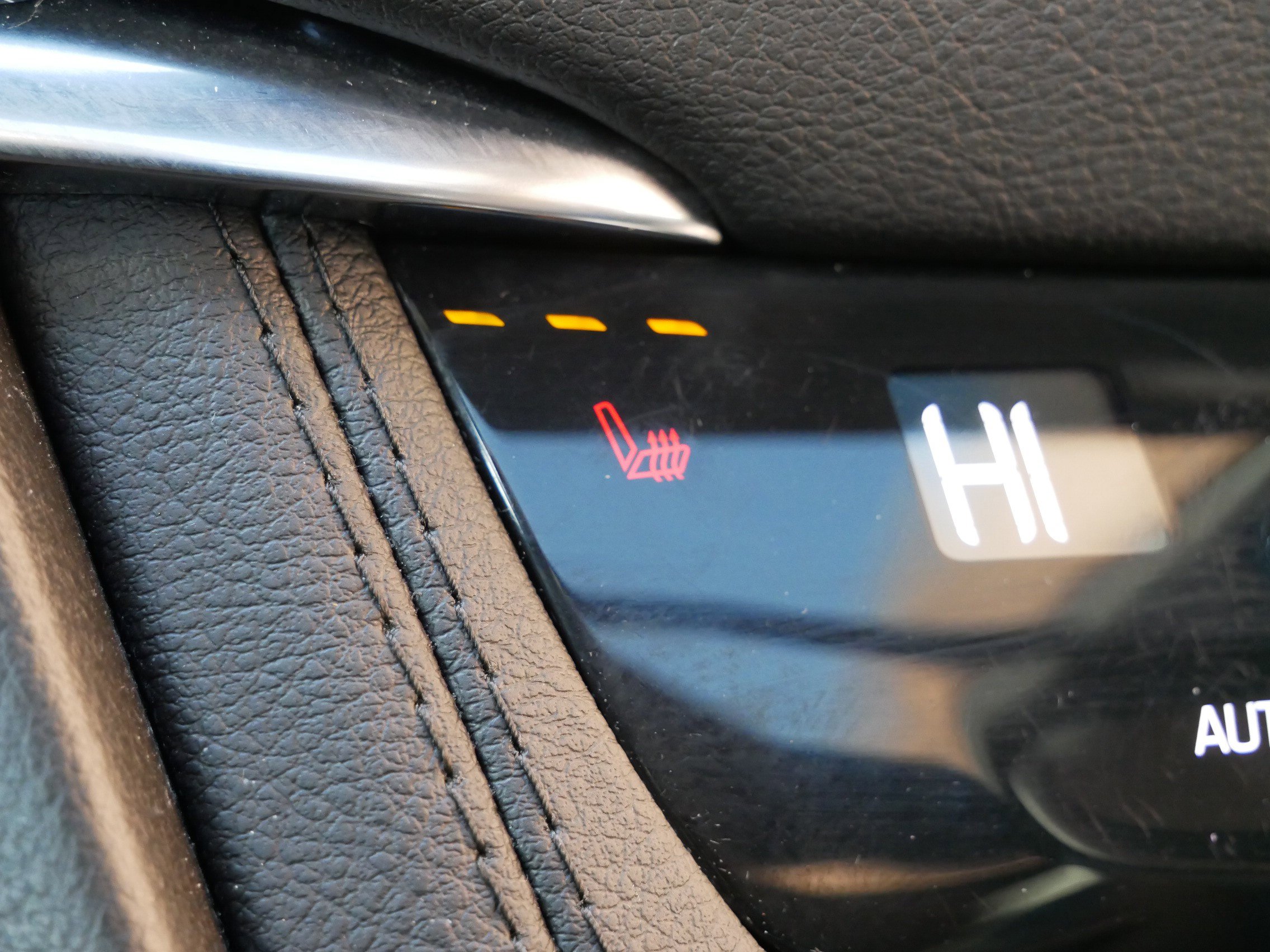 Certified 2024 Cadillac XT5 Sportv w/ LPO, Floor Liner Package image 20