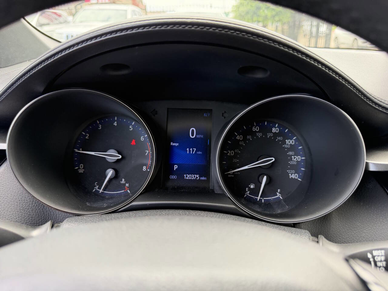 Used 2018 Toyota C-HR XLE FWD image 13