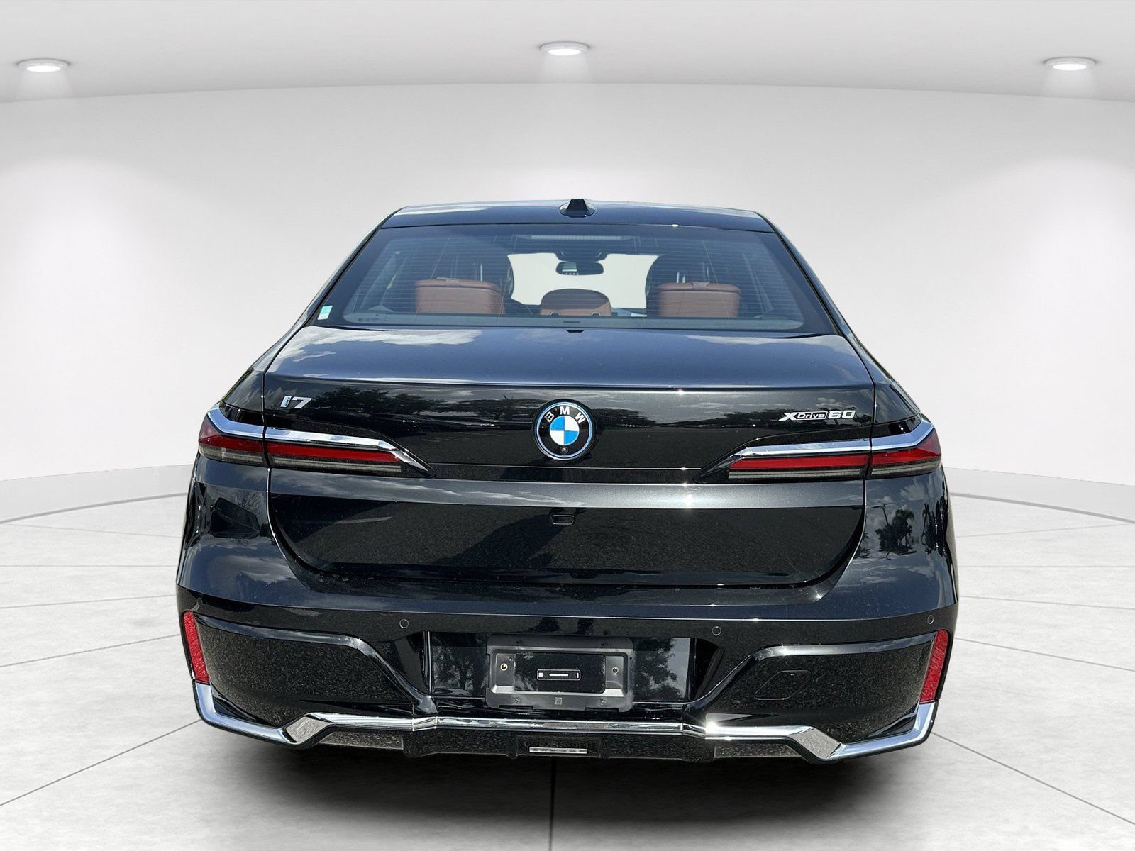 Used 2023 BMW i7 xDrive60 AWD/4WD image 5