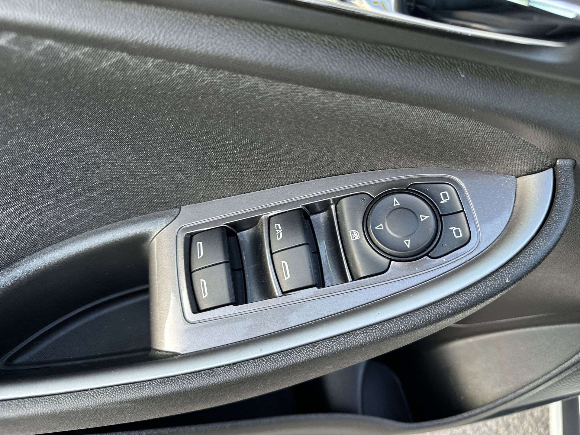 Used 2025 Chevrolet Malibu LT image 15