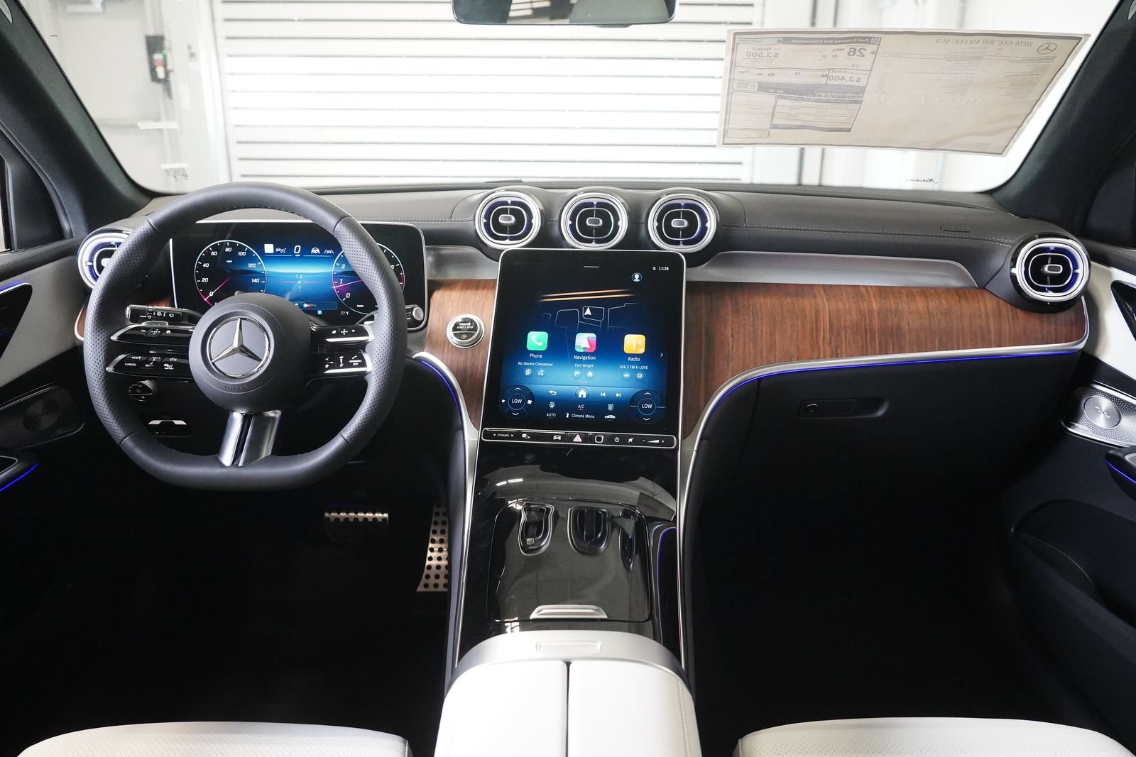New 2026 Mercedes-Benz GLC 300 4MATIC image 17