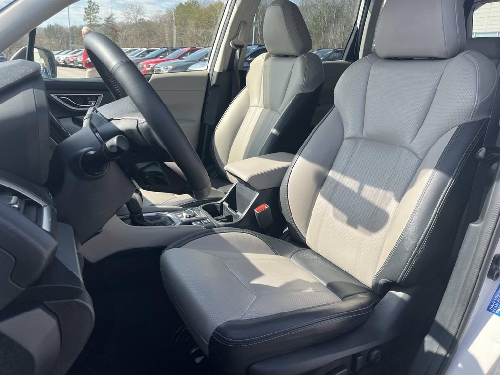 Used 2020 Subaru Forester Limited w/ Popular Package #3 image 32