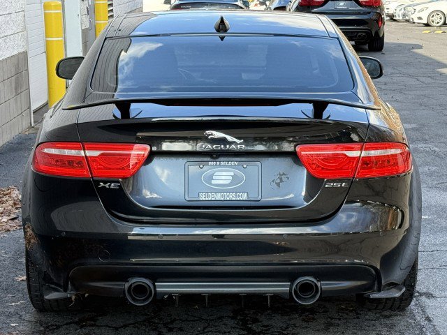 Used 2017 Jaguar XE Premium image 17
