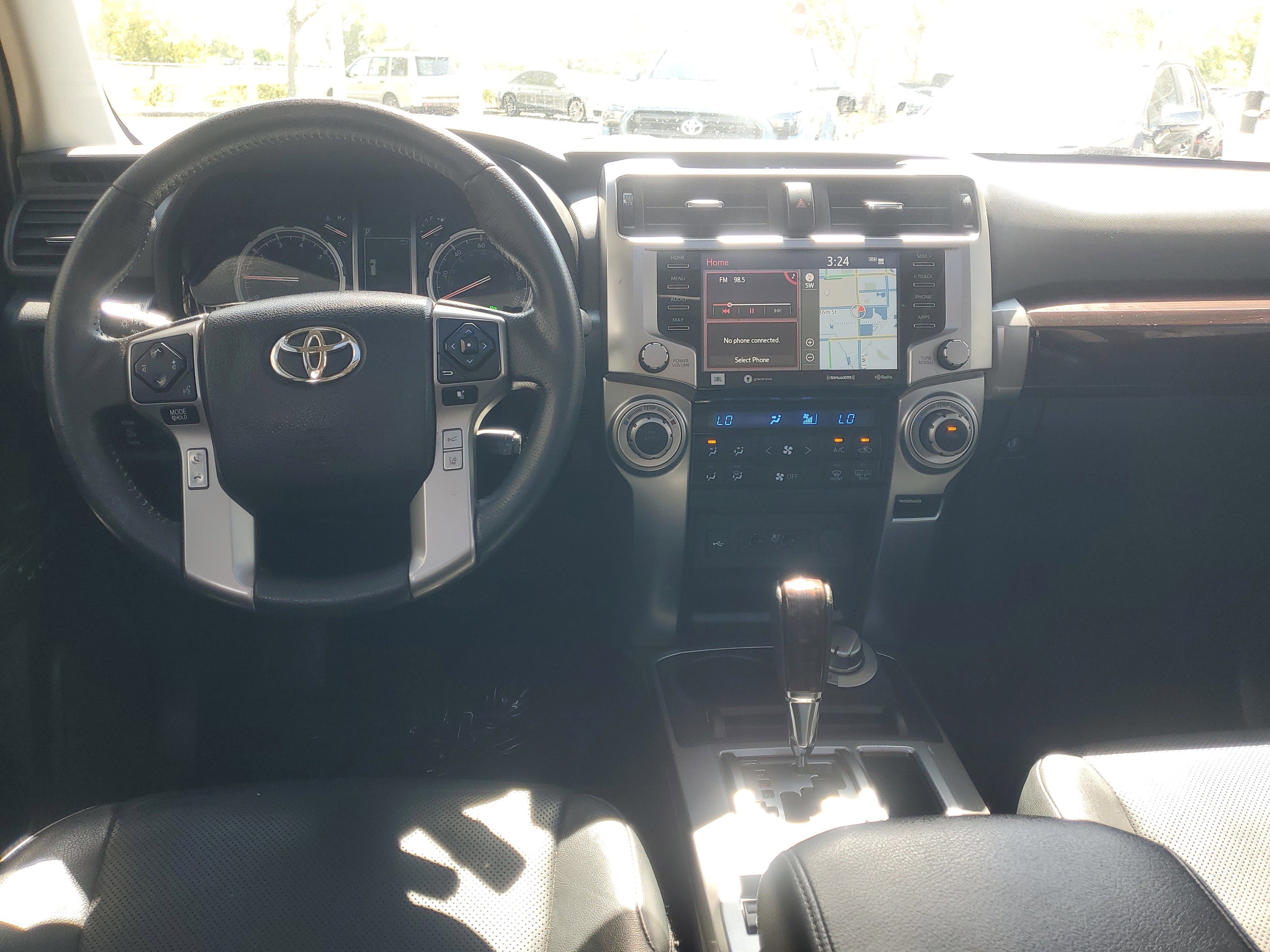Used 2022 Toyota 4Runner Limited image 10