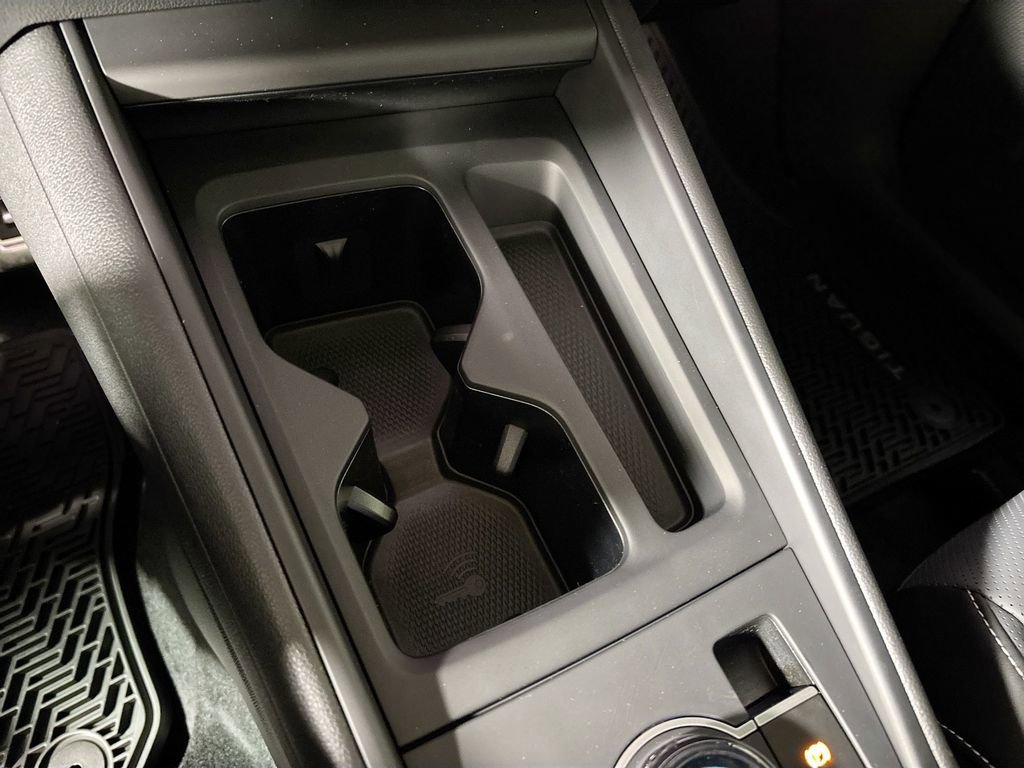 New 2026 Volkswagen Tiguan SE R-Line image 15