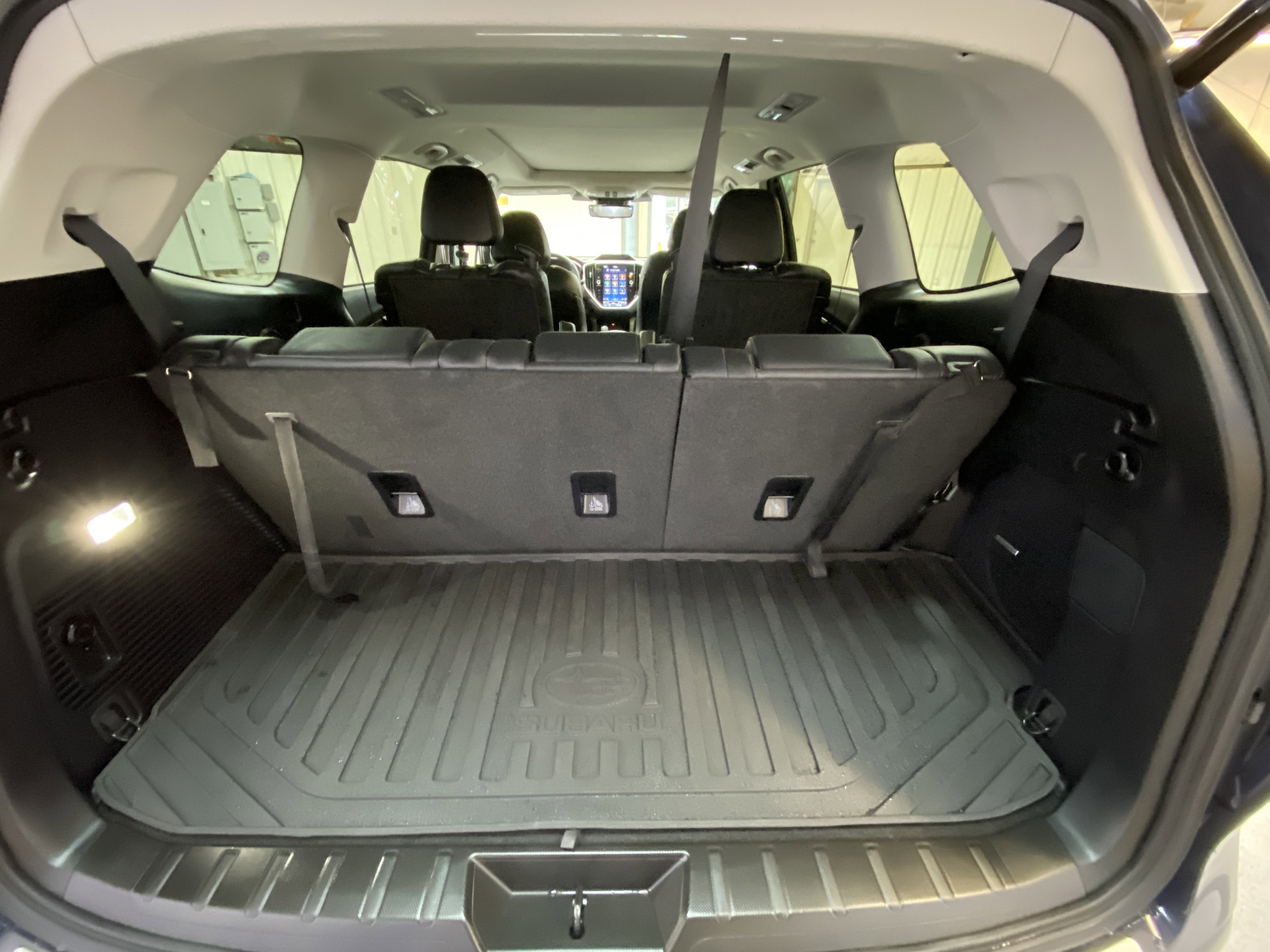Used 2025 Subaru Ascent Touring w/ Popular Package #2 image 32