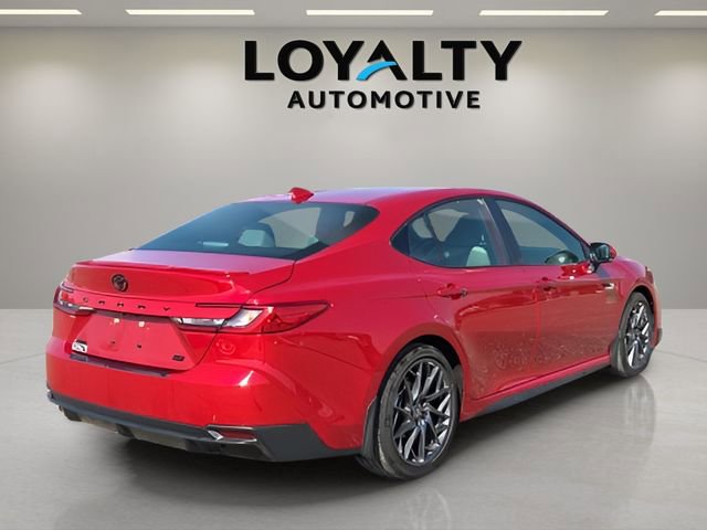 Used 2025 Toyota Camry SE w/ Convenience Package image 5